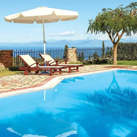 Thanassis Villa *